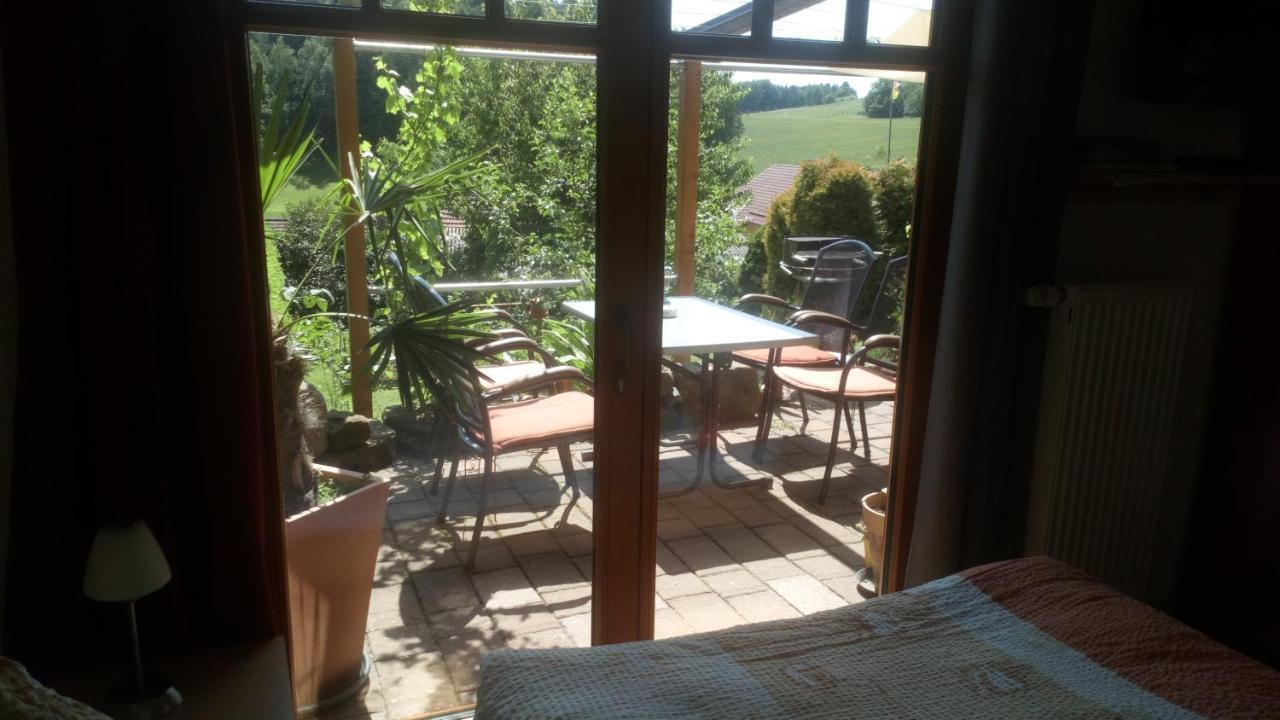 Apartment Mit Gartenblick Eckersdorf Eksteriør bilde